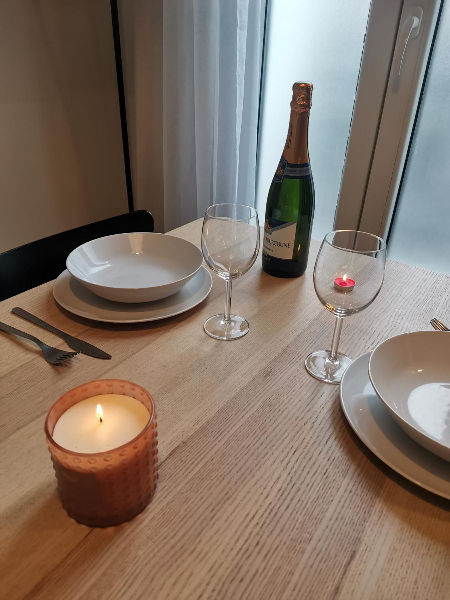 *Appartement Moderne/2 Minutes Du Metro* Saint-Ouen  Bagian luar foto