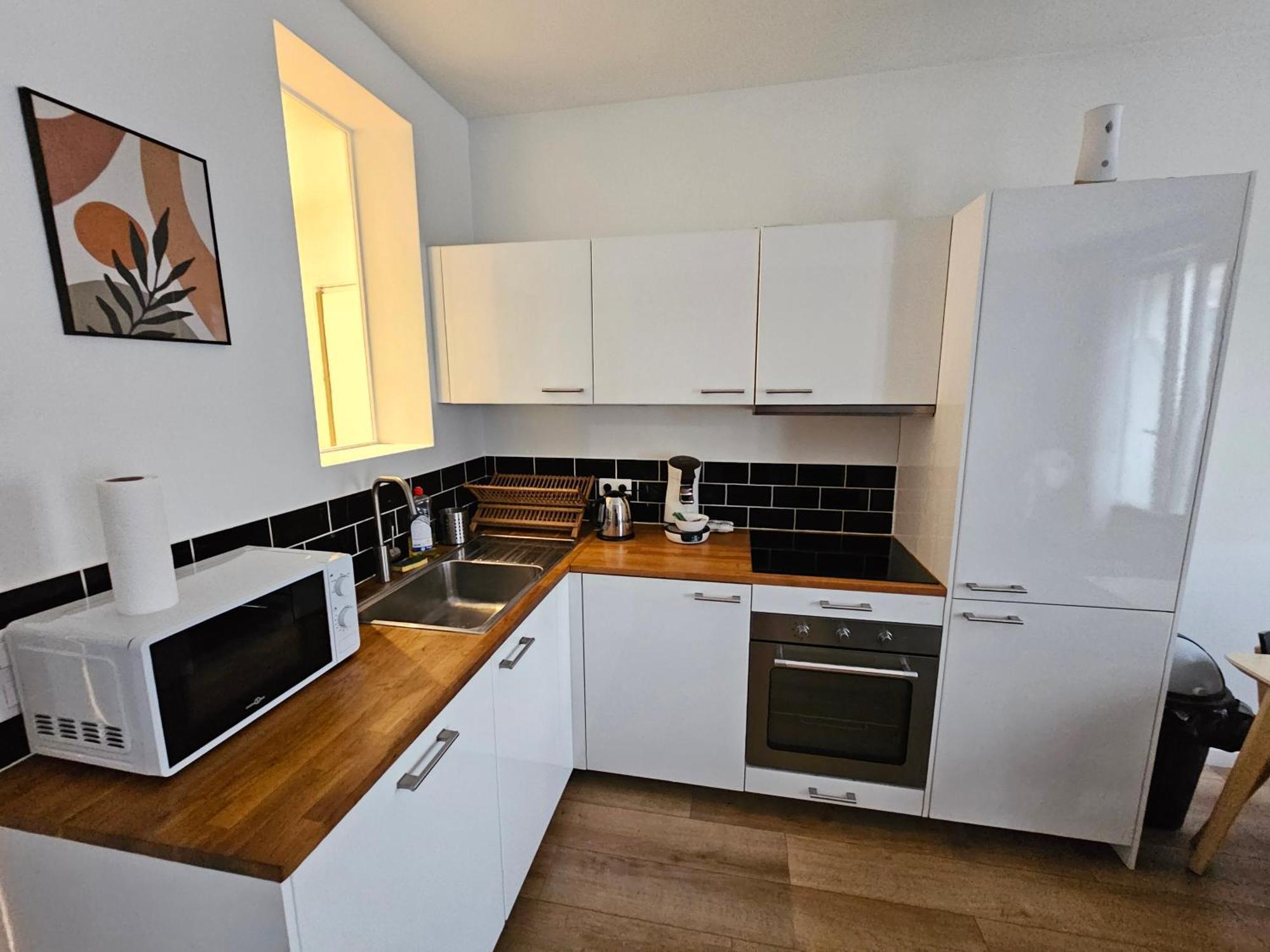 *Appartement Moderne/2 Minutes Du Metro* Saint-Ouen  Bagian luar foto