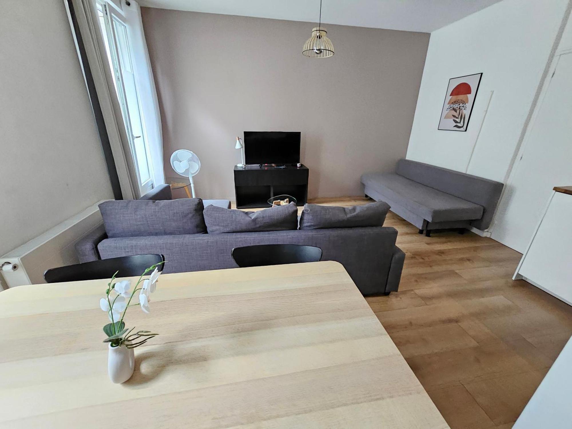 *Appartement Moderne/2 Minutes Du Metro* Saint-Ouen  Bagian luar foto