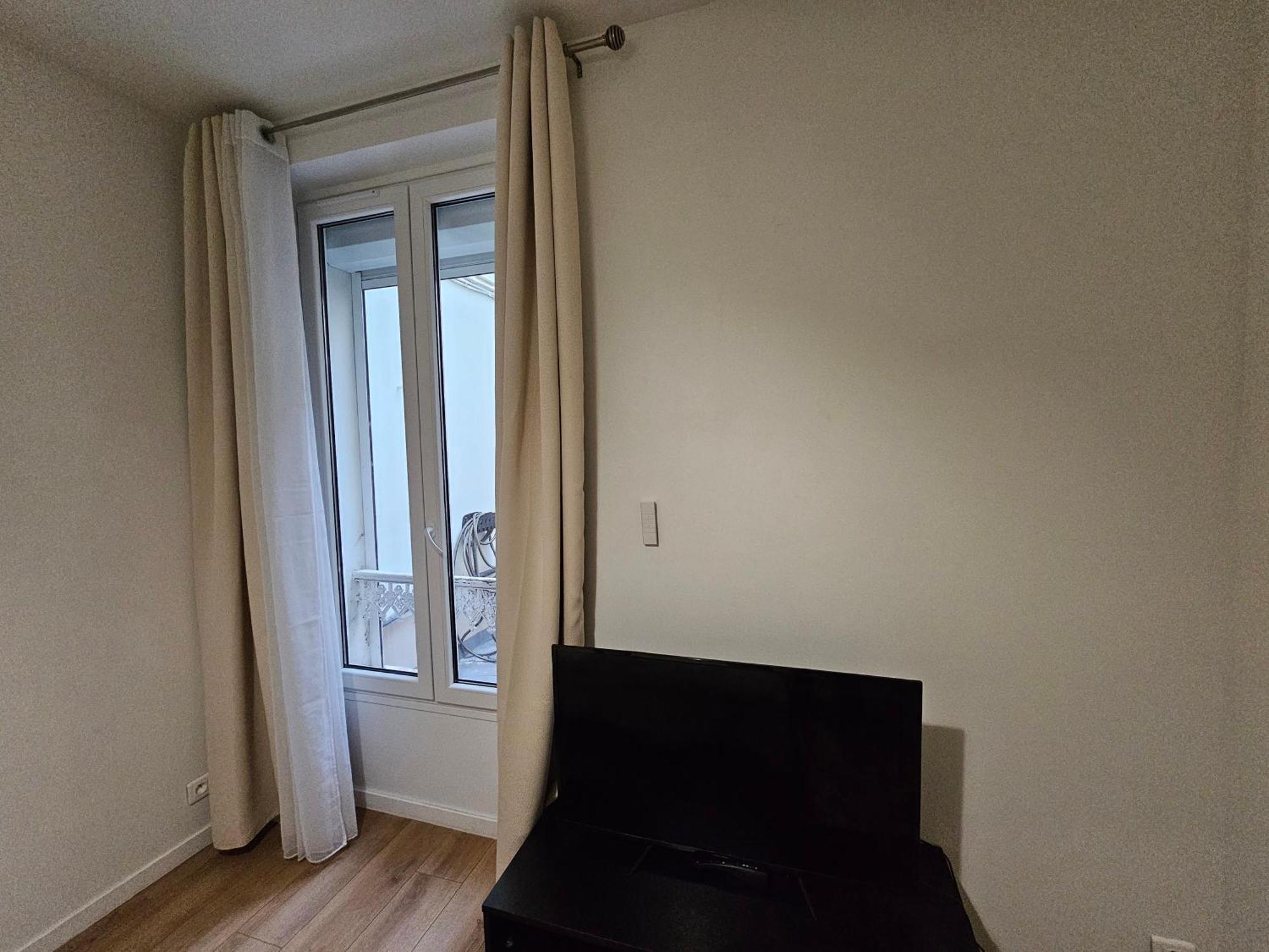 *Appartement Moderne/2 Minutes Du Metro* Saint-Ouen  Bagian luar foto