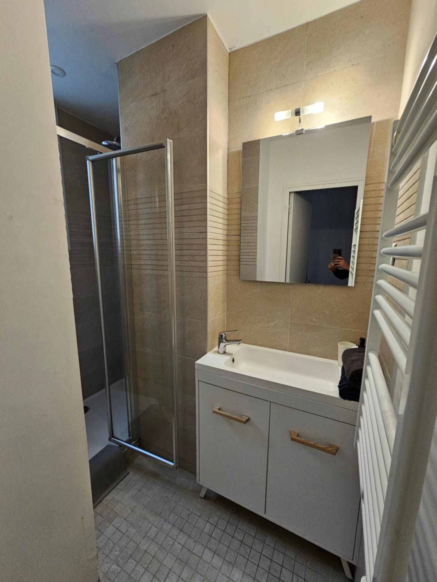*Appartement Moderne/2 Minutes Du Metro* Saint-Ouen  Bagian luar foto