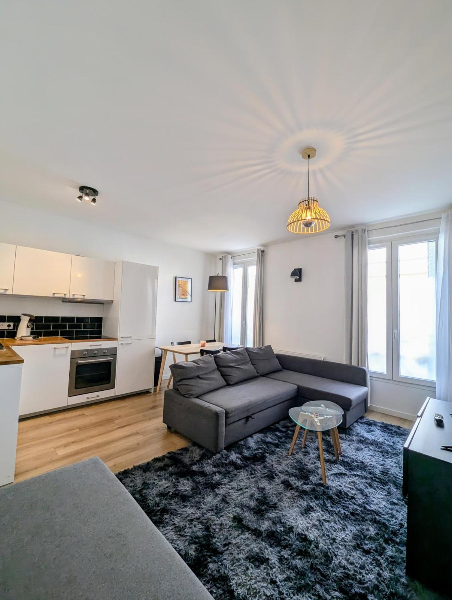 *Appartement Moderne/2 Minutes Du Metro* Saint-Ouen  Bagian luar foto